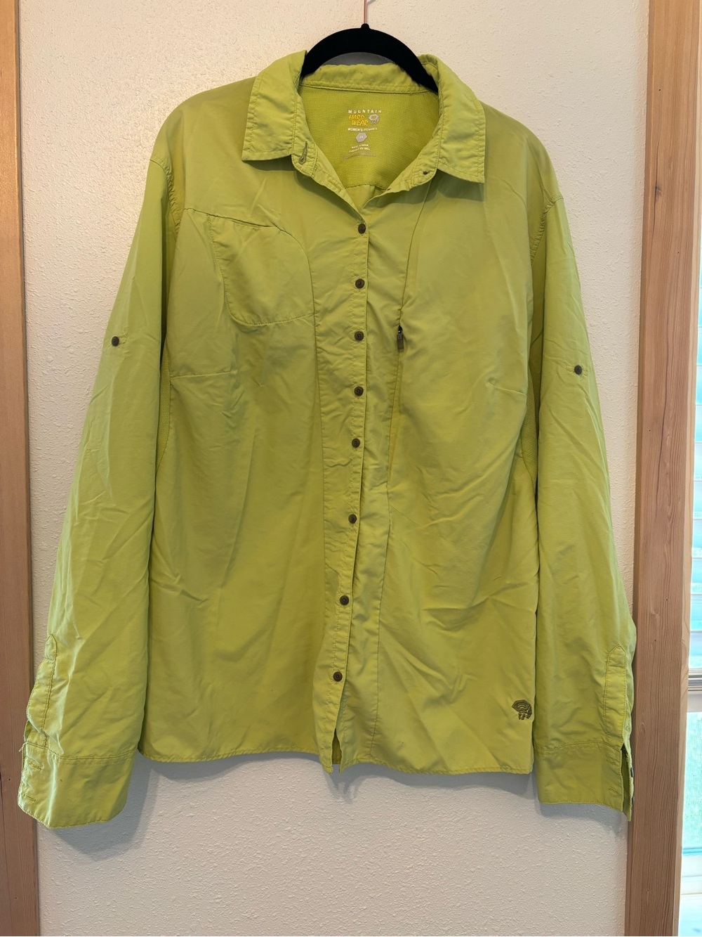 Mountain Hardwear Women's Lime Green Button-Down Shirt Travel Sport Dimpa